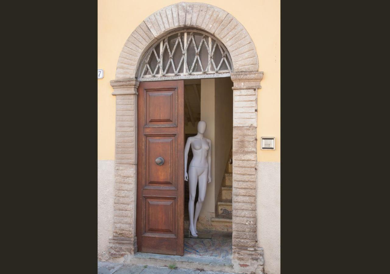 Appartamento Pollock Attic In Historic City Center Lucca Esterno foto